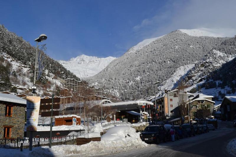 Aparthotel Poblado Arinsal Exterior foto