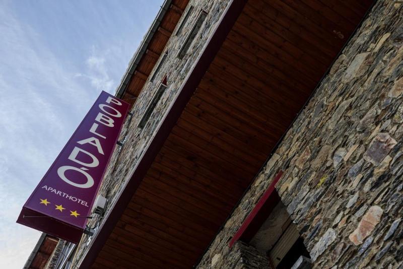 Aparthotel Poblado Arinsal Exterior foto